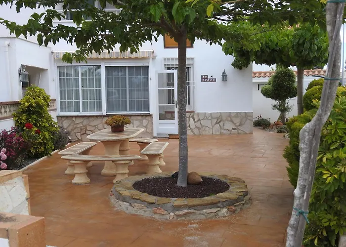 Les Bessones Tatil Evi